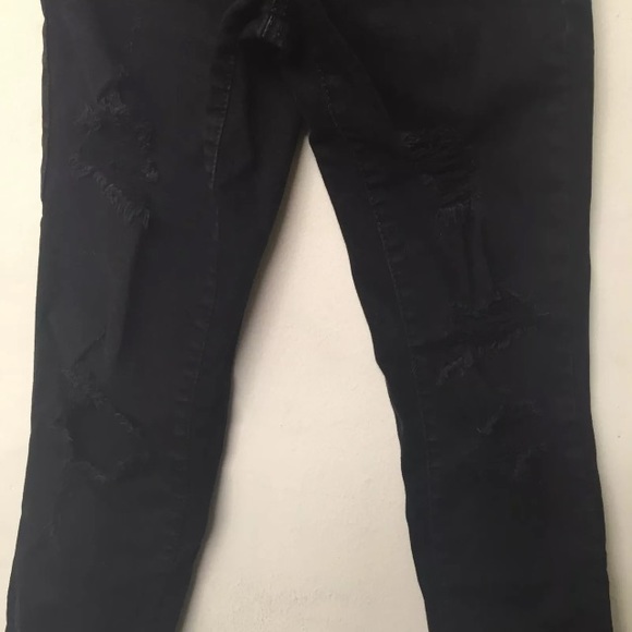 BLACK RIPPED JEGGINGS - Picture 2 of 4